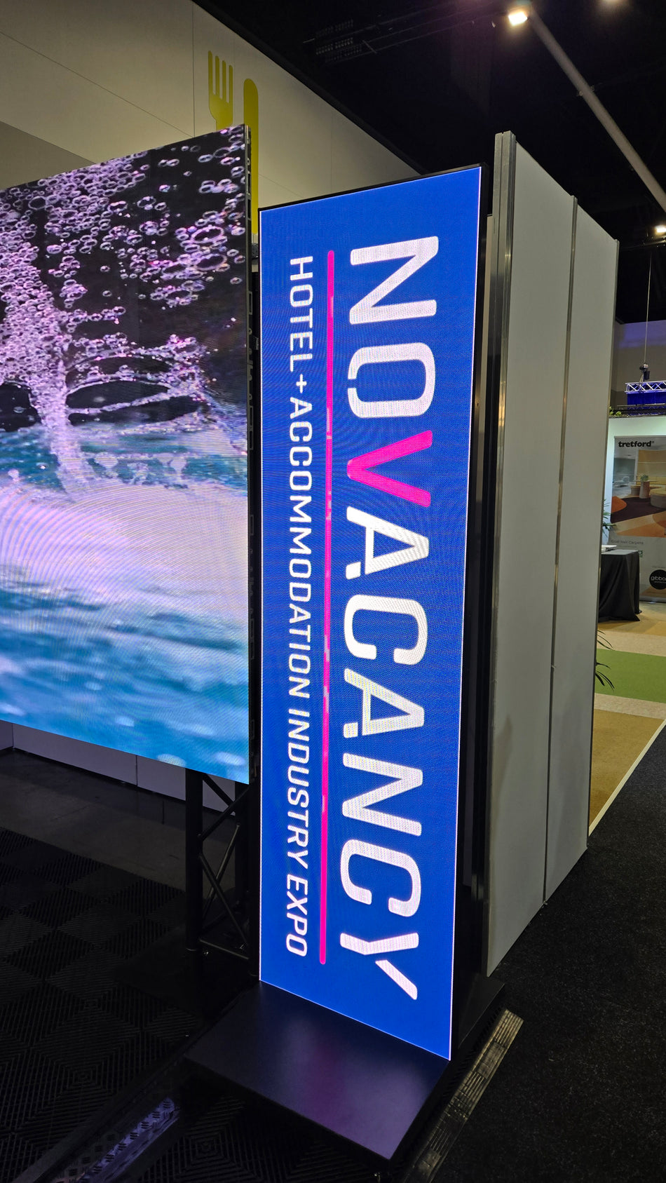 LED Display Totem 1.89mm